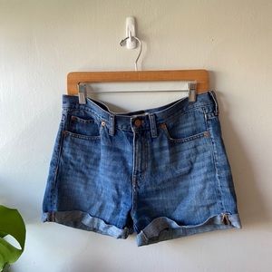 High-Rise Madewell Denim Shorts in Glenoaks Wash